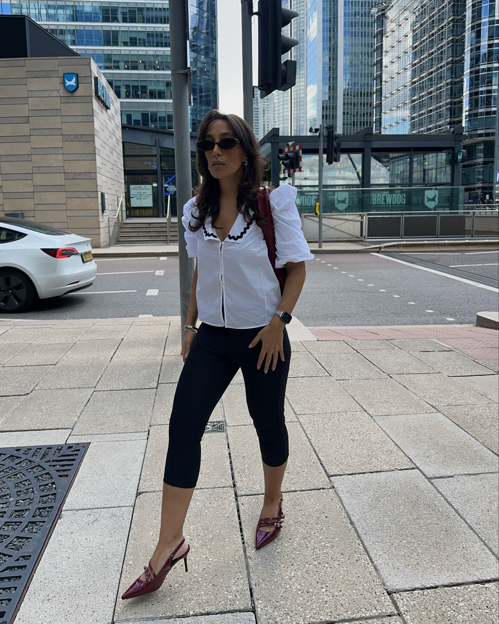 Spring fashion outfit, poplin shirt, capris, kitten heels, summer fashion trends 

#LTKfindsunder50 #LTKeurope #LTKstyletip