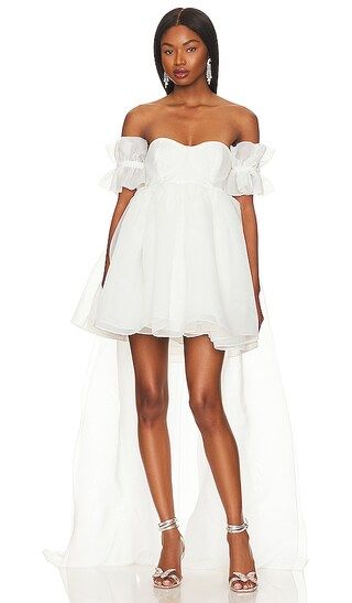 Selkie x REVOLVE The Runway Puff in Ivory. - size 4X (also in 1X, 2X, 3X, 5X, 6X, L, M, S, XL, XS, X | Revolve Clothing (Global)