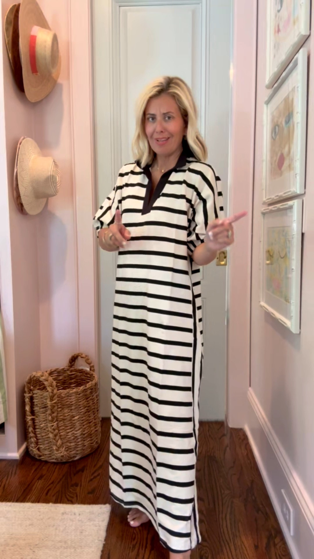A knit dress that we can throw on and go AND dress up or down……I call that a yes dress!! I’m in a small and 8 heel tts. 
*code MIXANDMATCH10 at Emily McCarthy
*code Catherine20 at Allie + Bess

#LTKdayinmylife #LTKmomlife #LTKOver40