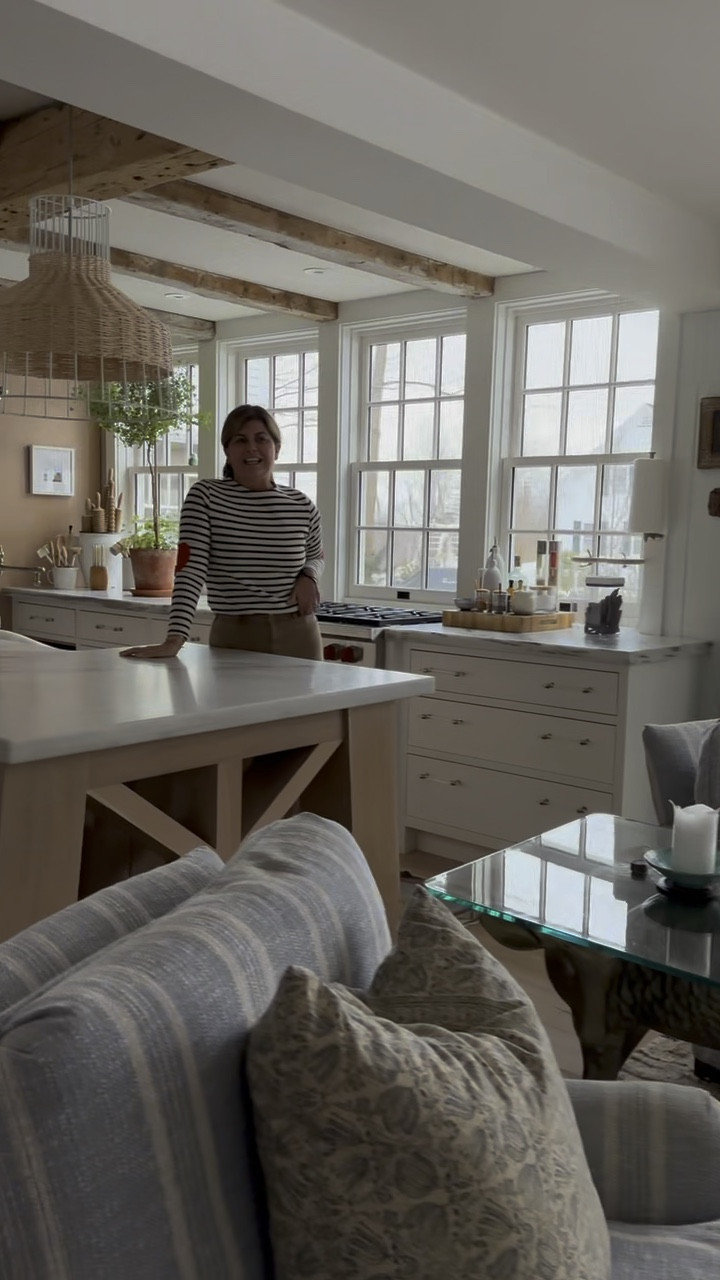 Here we are exploring my kitchen and the details I love most🫧💛

#LTKFind #LTKfamily #LTKhome