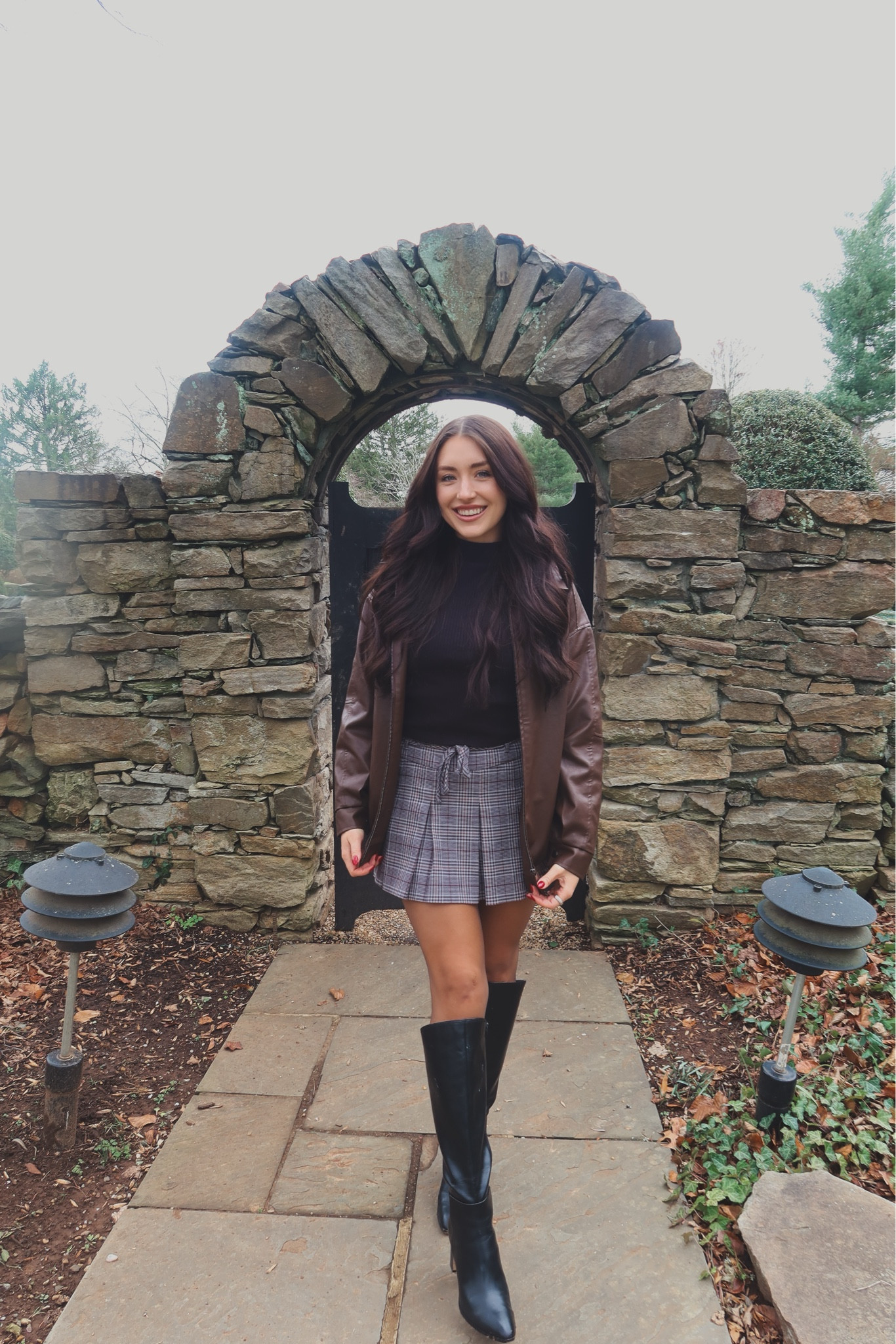 a plaid skirt moment ❄️

#LTKStyleTip #LTKHoliday #LTKSeasonal