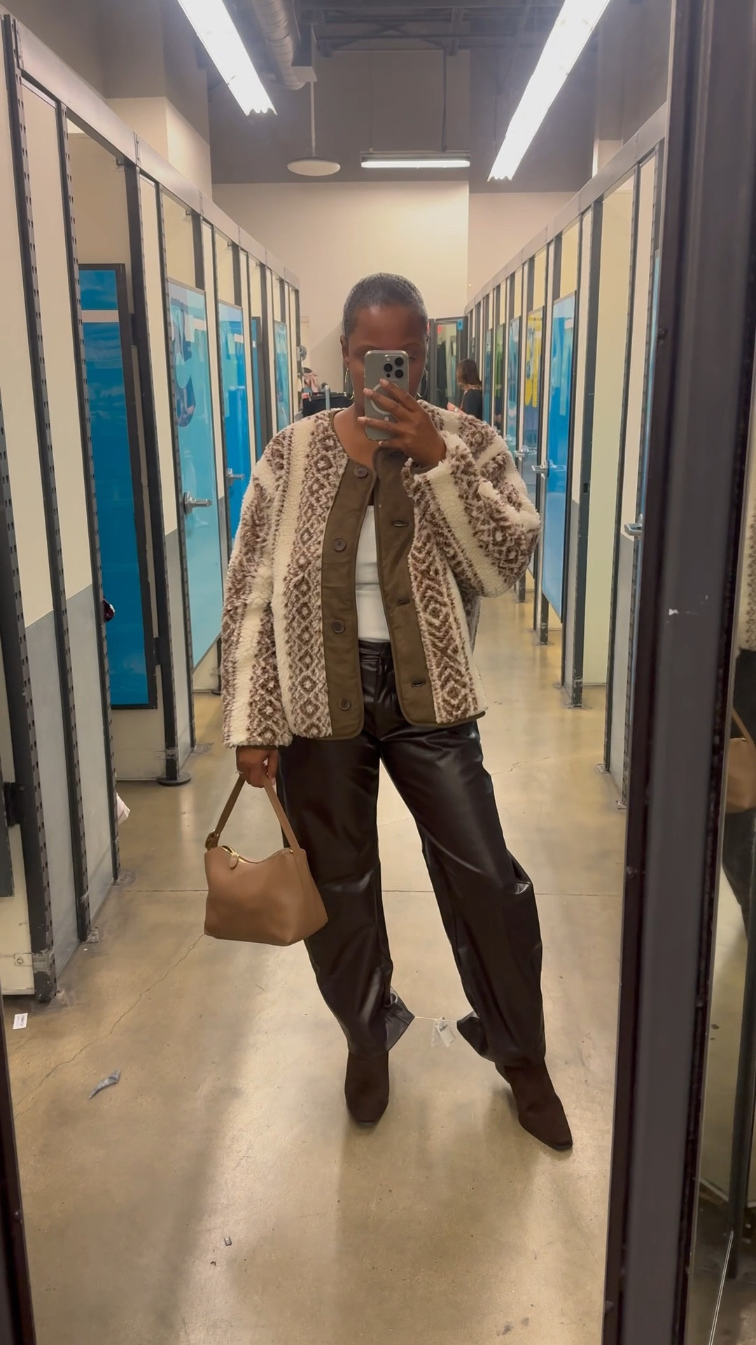 Old Navy winter outfit

#LTKOver40 #LTKootd #LTKHoliday