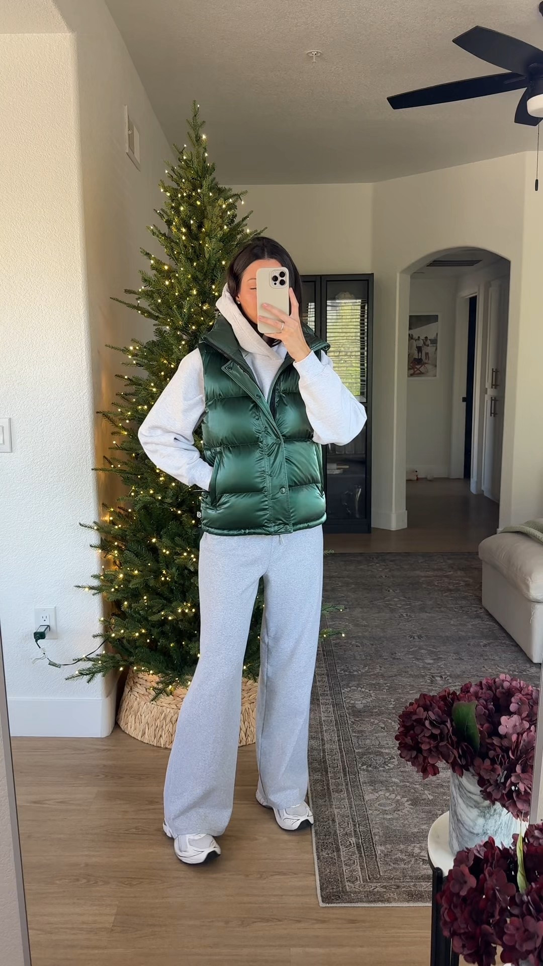 Load up your @aritzia carts this week because a sale might be coming very soon! 🤭💕 I’m linking some of my favorite Aritzia staples of all time here, along with my full outfit! 

I’m 5’7” and wear a size small in everything at Aritzia (including the Super Puff), 25 in jeans, and 2 in skirts/dresses! #aritziapartner 

#LTKootd #LTKHoliday #LTKStyleTip