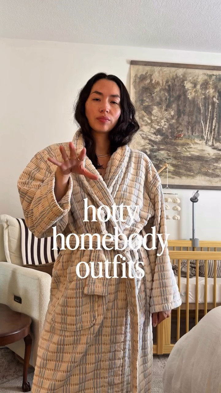 when everyday is a lil overstimulating, if it’s not comfy… i’m not wearing it!! 

#comfyoutfits #momstyle #momoutfits #momootd #casuallook

#LTKmomlife #LTKootd #LTKgrwm