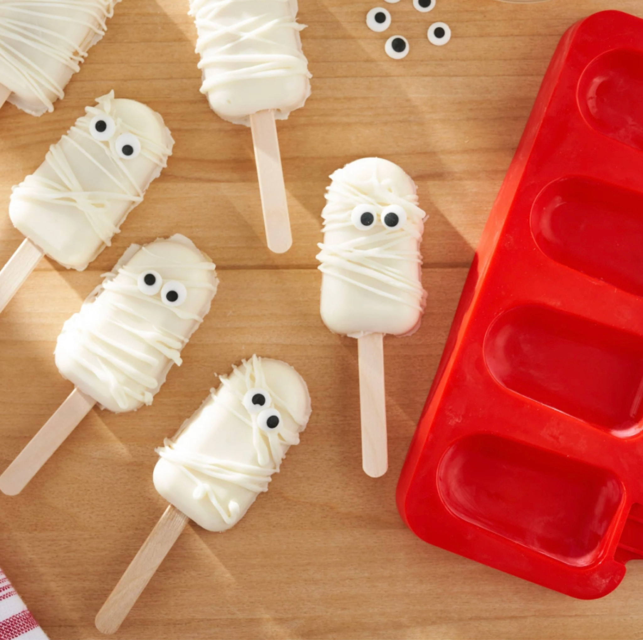 Halloween Baking #walmart #halloween #halloweenbaking 

#LTKSeasonal #LTKFind #LTKkids