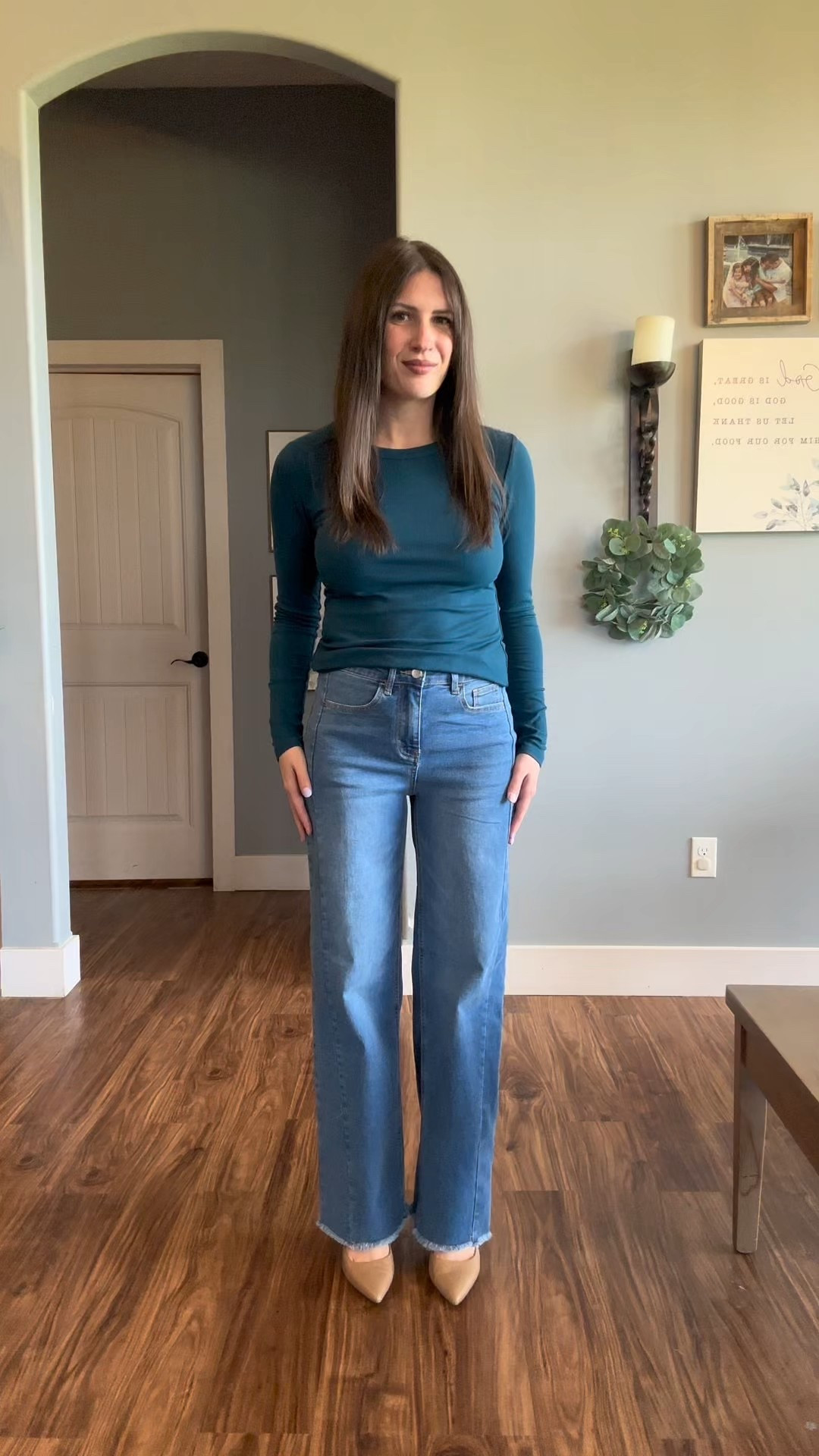 These jeans fit in all the right places 🥰

Denim | jeans | wide leg | frayed hem | amazon finds 

#LTKFindsUnder50 #LTKStyleTip #LTKWorkwear
