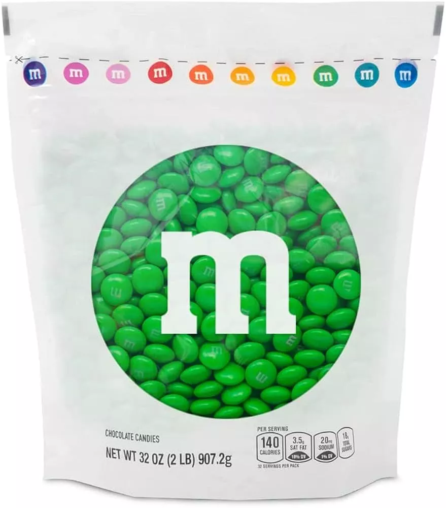  M&M'S Pre-Designed St Patricks Day Milk Chocolate Candy - 2lbs  of Bulk Candy in Resealable Pack for the Perfect Green and White Party, St  Patrick's Day Gift and Sweet Stuff for