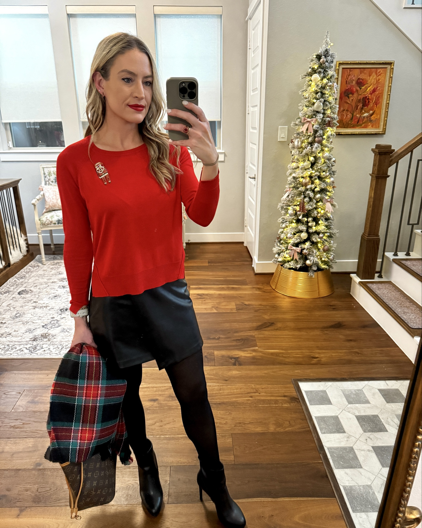 A vegan leather skirt (SKORT) is perfect for the holiday season, winter, and into spring. 

#everypiecefits

Holiday outfit 
Christmas outfit 
New Year’s Eve outfit 
Faux leather 
Boots
Booties 
Home decor 

#LTKParties #LTKSaleAlert #LTKHoliday