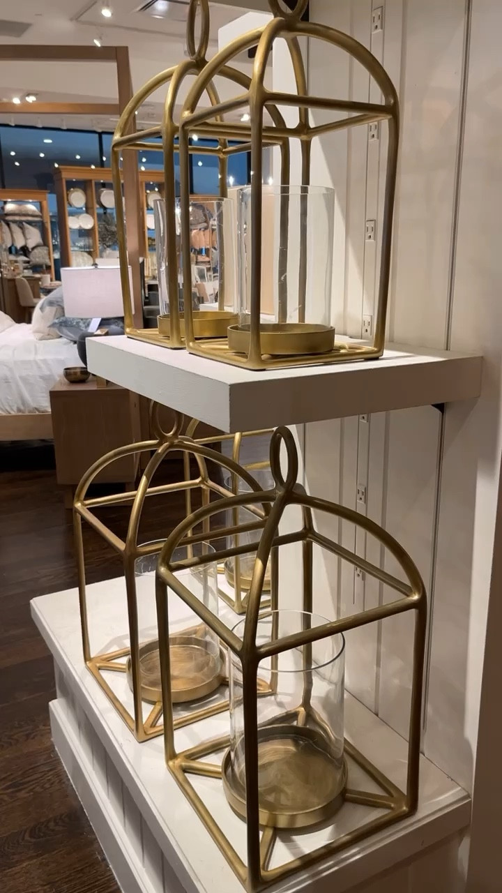 Pottery Barn Run
Fall arrivals
Outdoor iron lantern
Comes in black and brass

#LTKHome