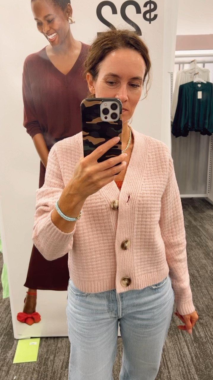 Cozy fall cardigan from Target. Fall Fashion. I’m wearing an XS. #target #fallsweaters #fallfashion #over40style 

#LTKVideo #LTKFindsUnder50 #LTKOver40