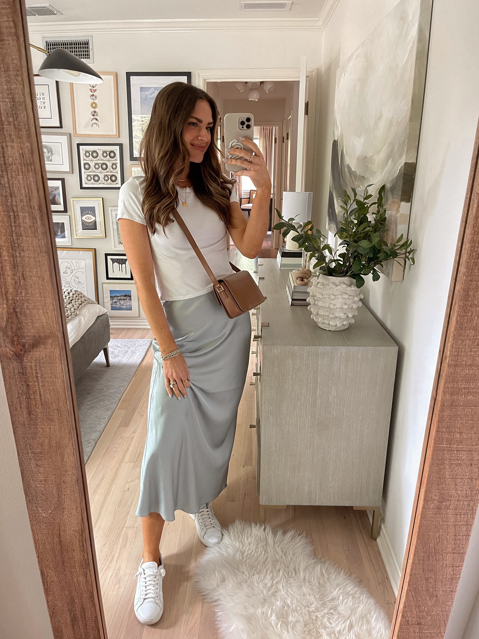 Hot satin skirt ootd Top Sale