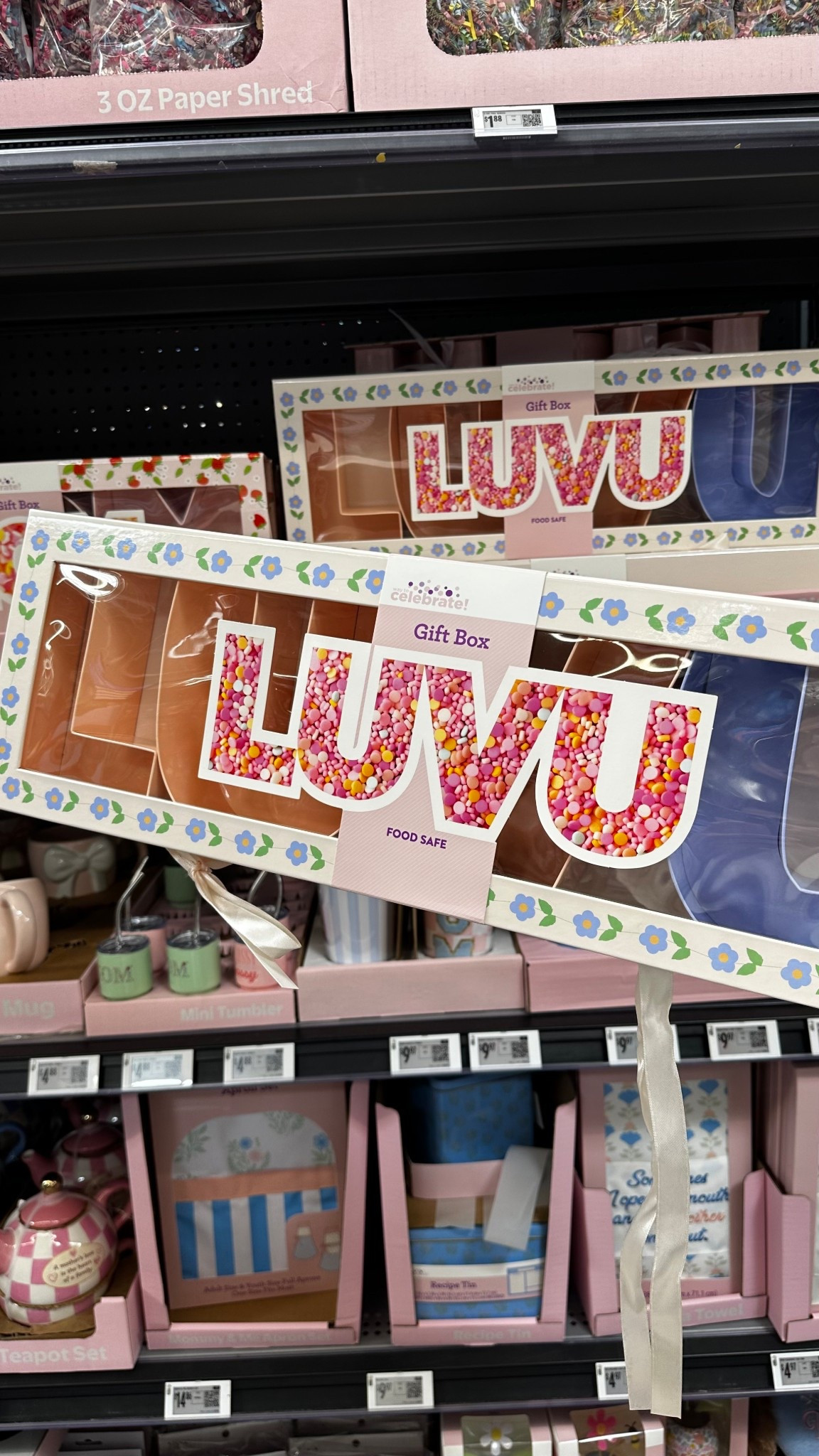 A little "LUV U" goes a long way. This is too sweet to pass up! 💖
: #LuvU #GiftBox #TreatYourself

#LTKHome #LTKSeasonal #LTKMothersDay