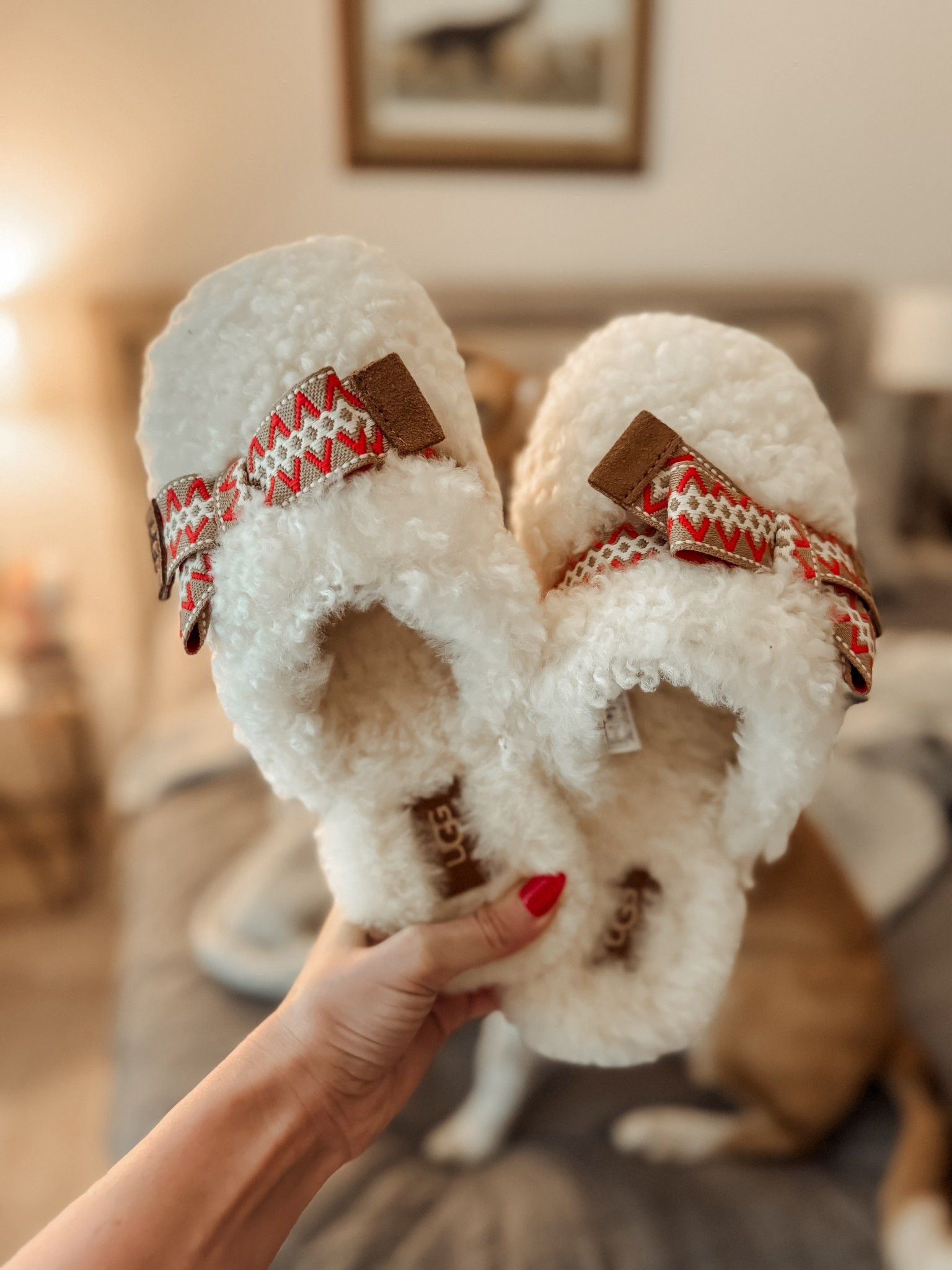 Slippers // gifts for her // gift guide // gifts under $150 // Nordstrom // uggs // winter slippers 

#LTKHoliday #LTKSaleAlert #LTKdayinmylife