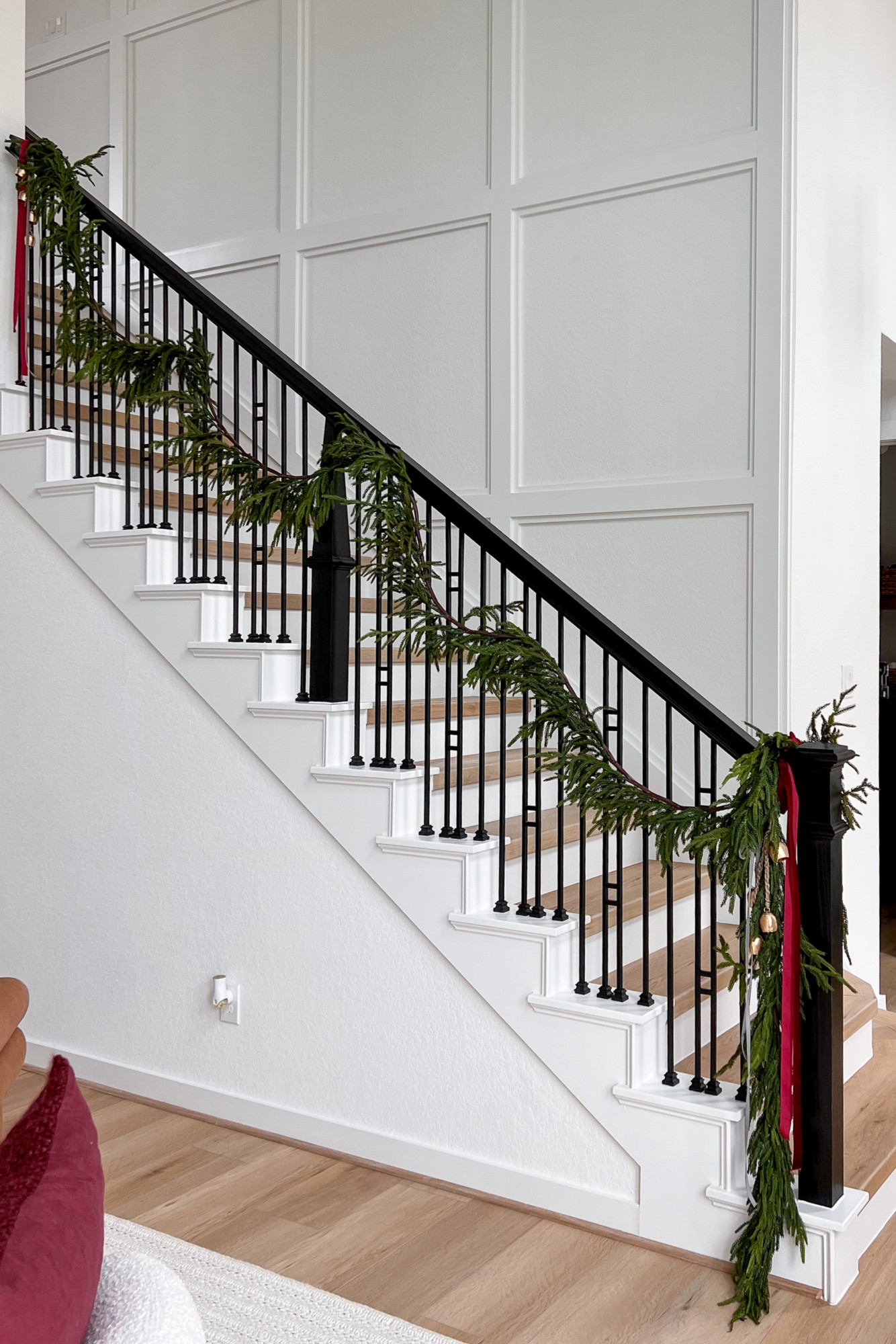 🎄❤️ What do you guys think?! This year I decided to try something different and decorate my stairs with garland, ribbon and holiday bells! It’s giving minimal Holiday decor with a pop of color and I’m obsessed! I know the more I practice, the more I’ll have this technique DOWN! Just give me a few years lol 

Everything I use (including a similar garland) is linked here.  


#LTKSeasonal #LTKhome #LTKHoliday