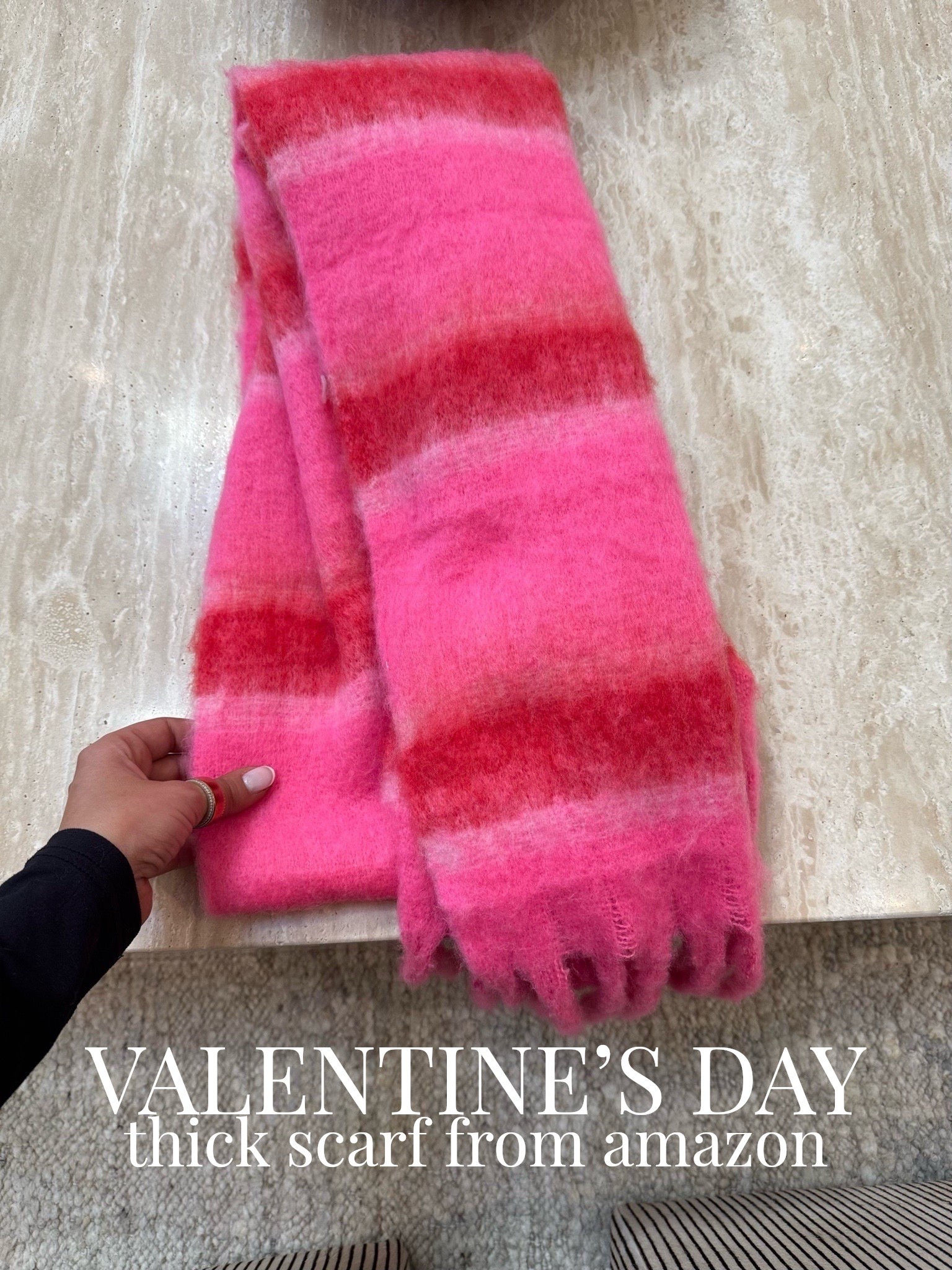Cutest scarf I got last year from Amazon! Definitely pulling it back out soon🩷🧣

Valentine’s Day, vday, thick scarf, vday look, Amazon, Amazon thick scarf, striped scarf, red & pink, Nashville, mom of 3, Dede Raad, dress up buttercup

#LTKootd #LTKFindsUnder50