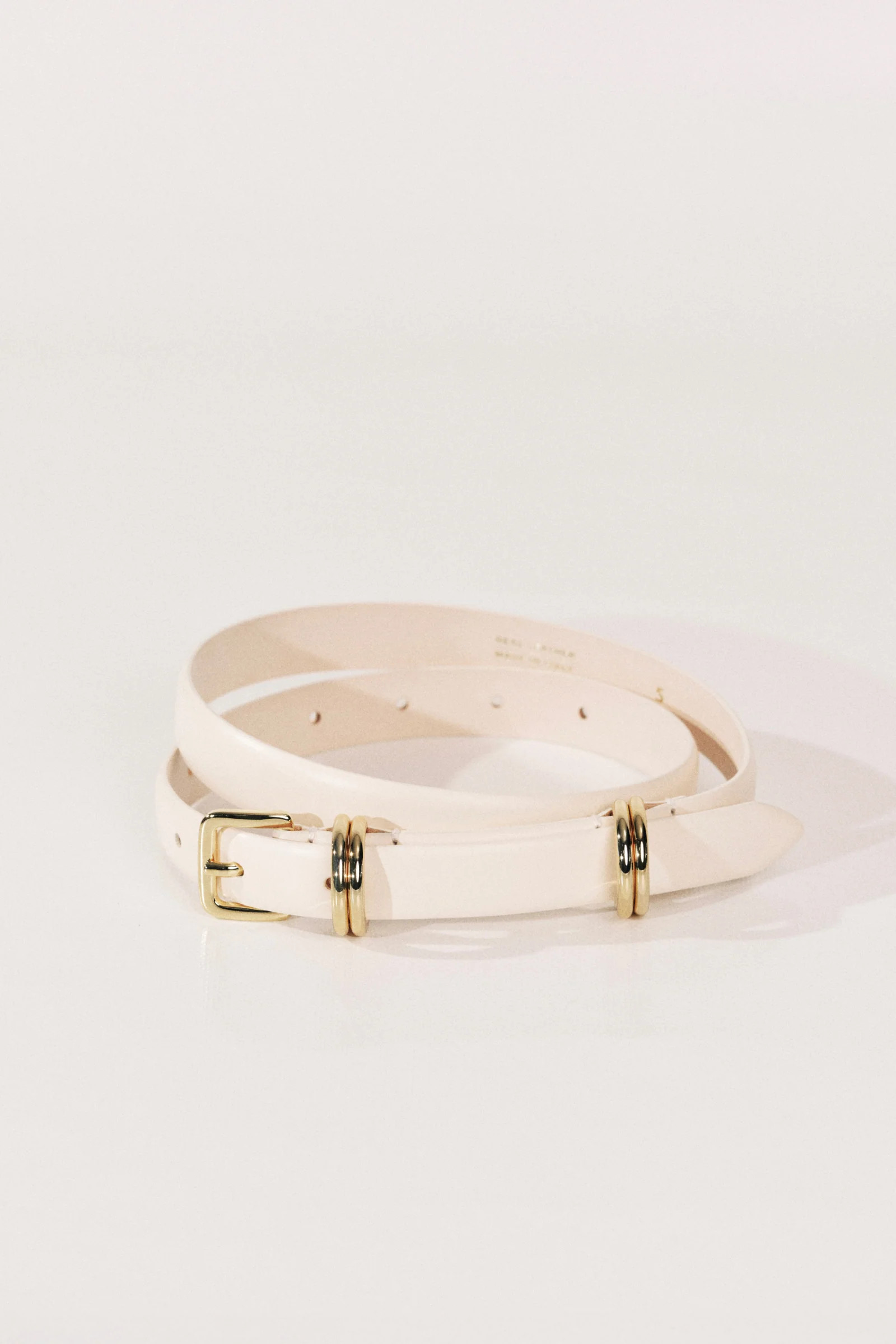 Constance Ivory Gold | Déhanche