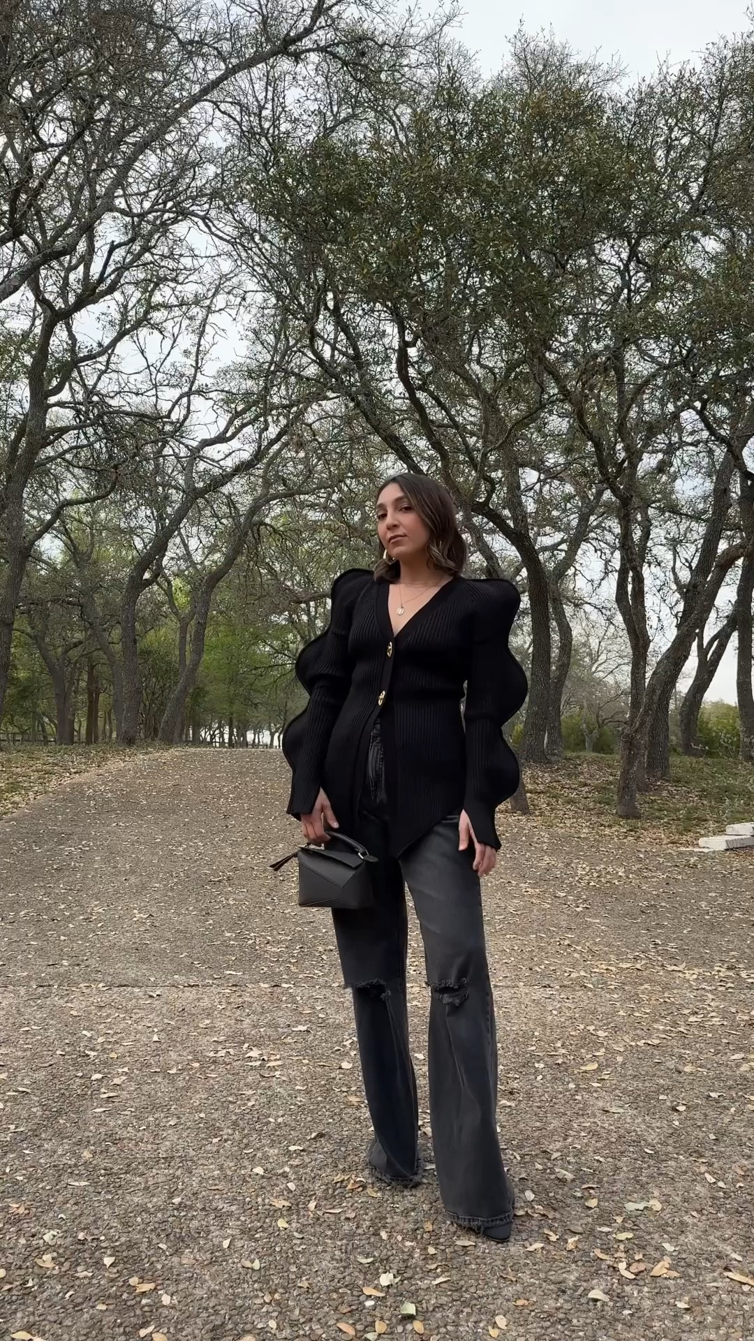 Last nights look for my friends birthday dinner. Ps this sweater runs small I’m wearing a medium and it fits like a XS/S

#LTKWatchNow #LTKStyleTip