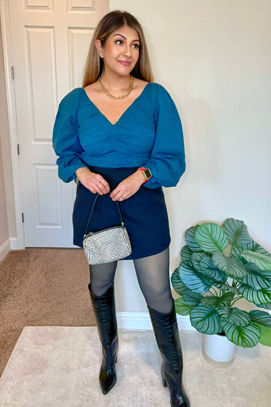 Sharing my favorites from Abercrombie and Fitch Black Friday sales deals. These looks are great for midsize bodies size 8, size 10, size 12.

Clinched top with mini skort

#midsizefashion #falltrends #midsizestyle #fallfashion #styleinspo	
Midsize fall outfits, midsize workwear, midsize date night outfit, business casual, winter outfits , winter workwear, Black Friday must haves , 

#LTKmidsize #LTKCyberWeek #LTKworkwear