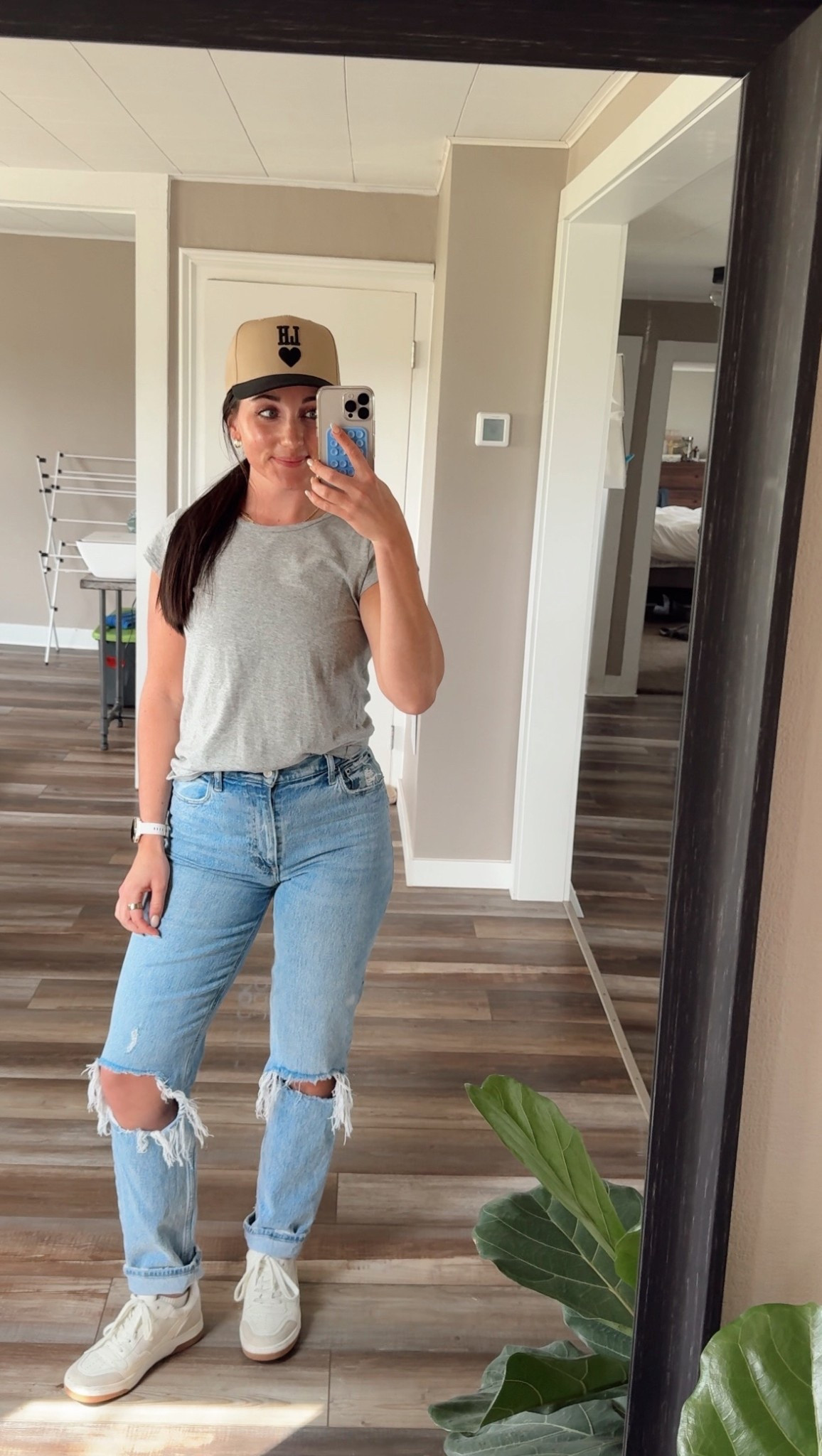 Ootd featuring my favorite Abercrombie jeans! 

#LTKStyleTip #LTKActive #LTKShoeCrush