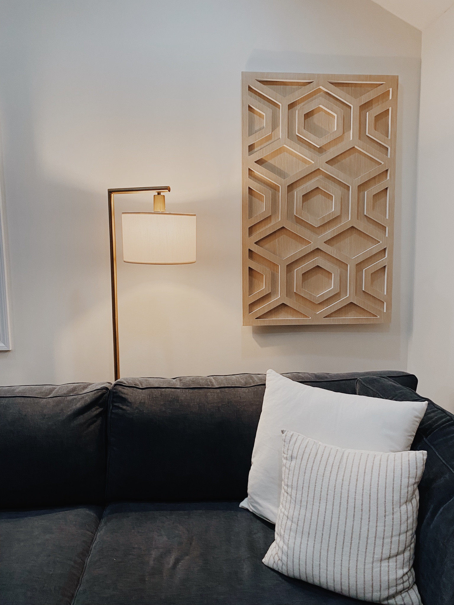 Home decor, lamp, lighting, wall art


#LTKhome #LTKunder50 #LTKunder100