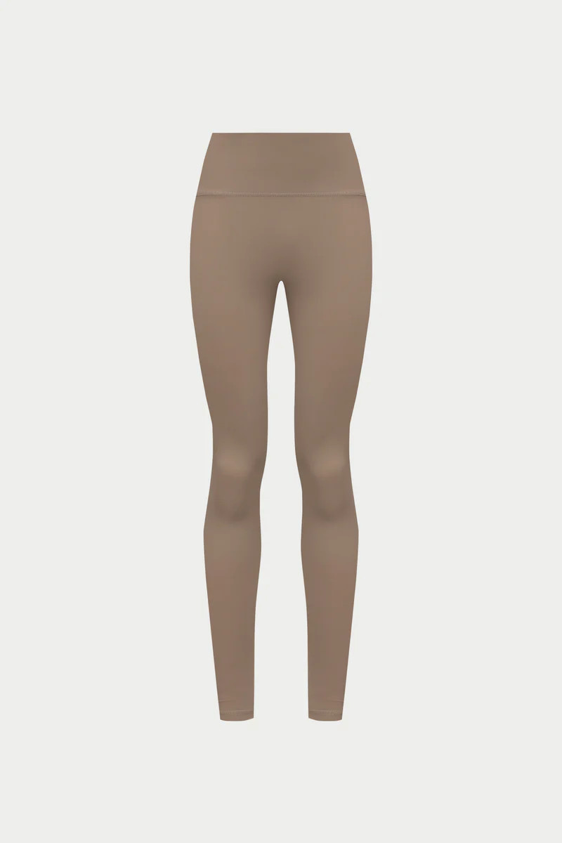 EMBLEM STRETCH SCULPTING LEGGINGS - COCOA | The Couture Club
