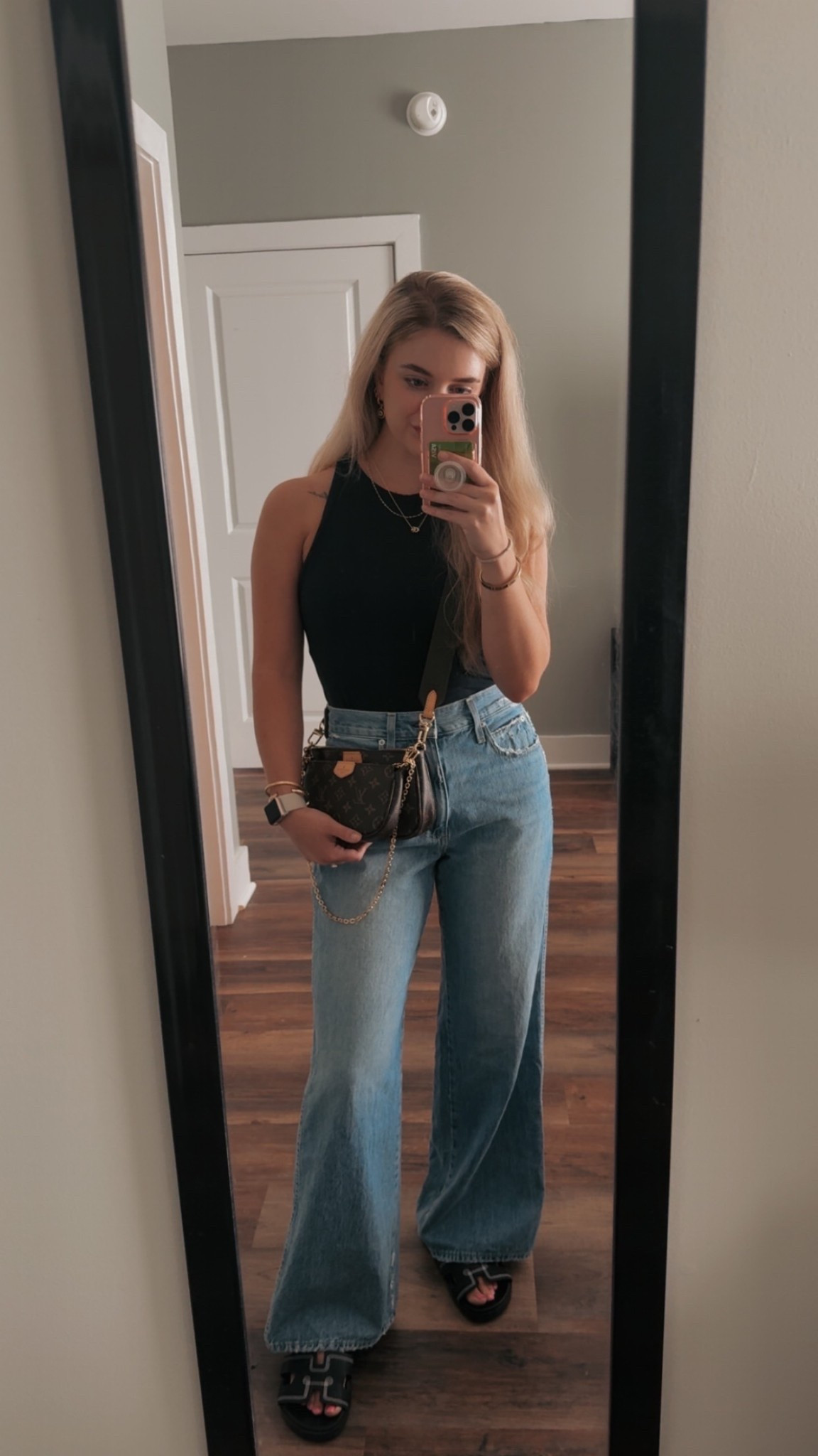 out to lunch✌🏼👋🏼😘

#LTKSummerEdit #LTKU