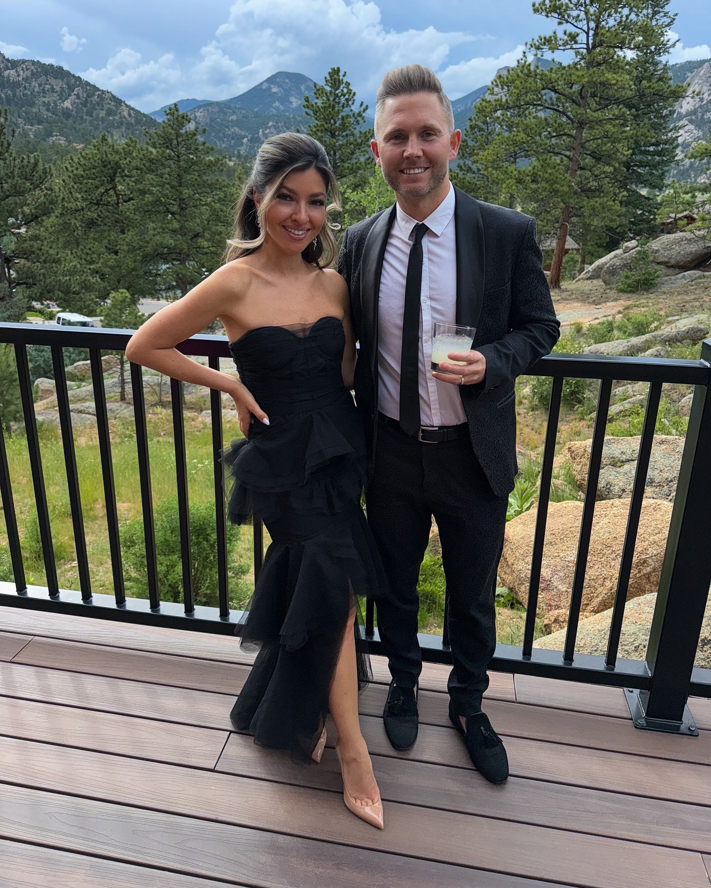 To quote Lizzie, “Have you ever seen such a beautiful night?” ✨ what a dreamy weekend getting to watch one of my best friends marry her soulmate 🥹 wearing the Michael Costello Alaia Gown in XXS🖤


#petitefashion #petitestyle #weddingoutfit #weddingguest #blackdress #weddingsuit #blacktie #michaelcostello

#LTKWedding #LTKTravel #LTKPetite