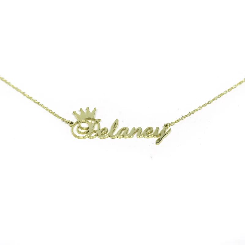 Custom Crown Nameplate Necklace | The Sis Kiss