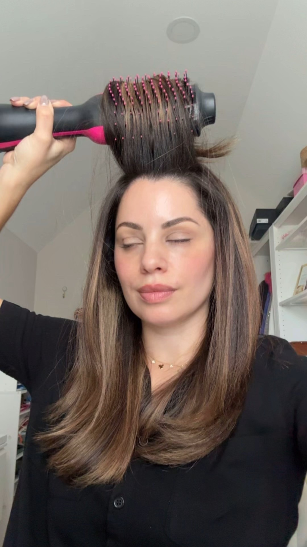 All the products I use for a perfect at-home blow out! 