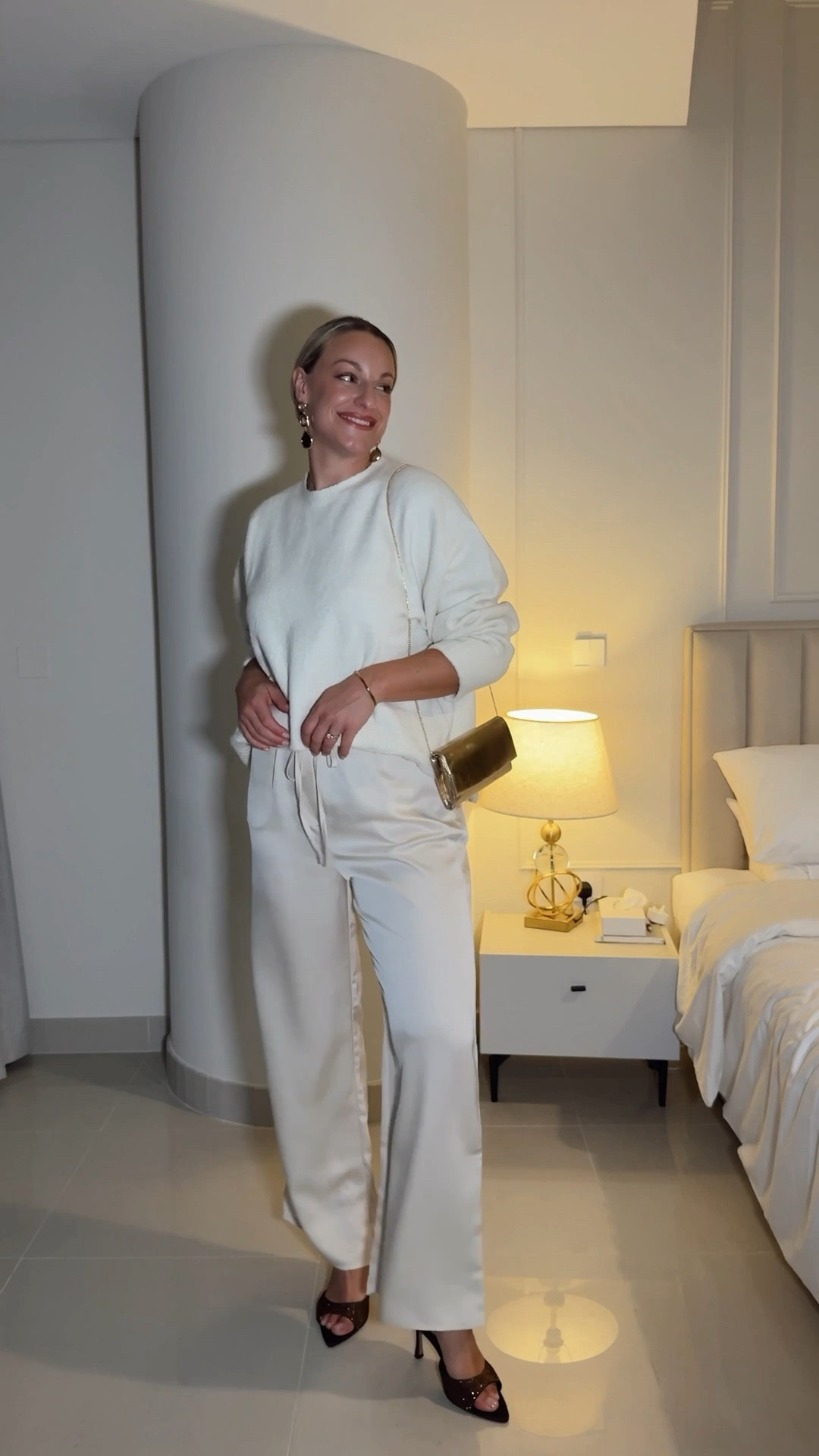 Comfy & cosy midsize Christmas Day outfit that feels like pjs but looks chic 🫶🏼✨

#LTKfestive #LTKuk #LTKmidsize