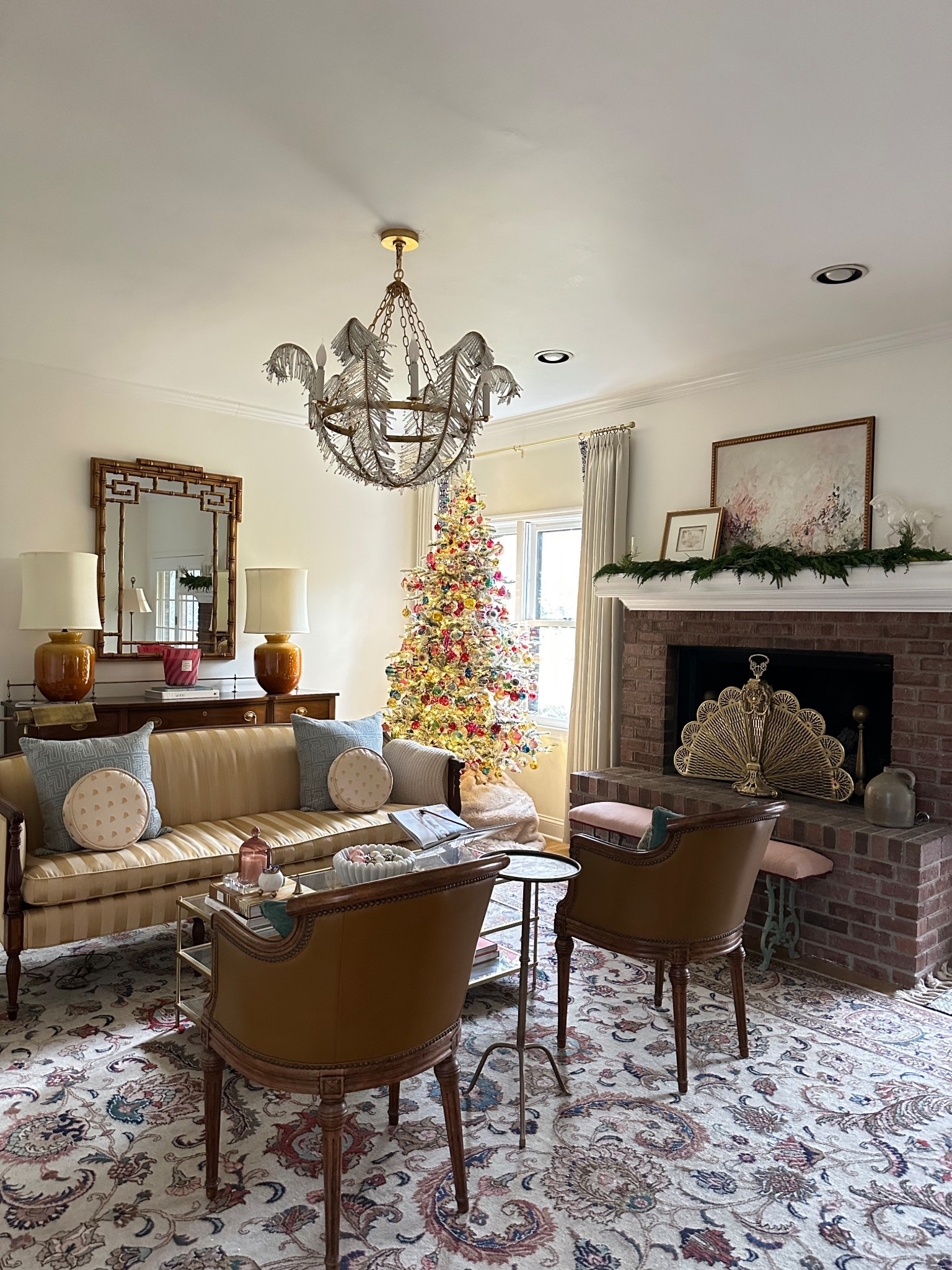 The theme this year is more.

If you’re a vintage Christmas lover, this one’s for you. 🎄❤️

My flocked tree is dressed exclusively in vintage ornaments I’ve been collecting over the past two years… and honestly? I think I could still add more.

It took two full days to decorate, so you’d better believe I’ll be showing her off nonstop over the next couple of weeks. Stay tuned for more vintage Christmas ✨🎄🎁

#VintageChristmas #ShinyBriteOrnaments #FlockedTree #EstateSale #FBMP #SecondHand #VintageHolidayDecor #ChristmasTreeInspo #HolidayHomeDecor #CollectedHome #VintageCollector

Moody | Cozy | Cozy Interiors | Moody Aesthetic | Secondhand | vintage | home improvement | renovation | traditional | interior design | design inspo | home decor | antiques | thrifted finds | collected home | thrifting | affordable decor | DIY | facebook marketplace | FBMP | estate sales | sustainable | upcycle | Nashville