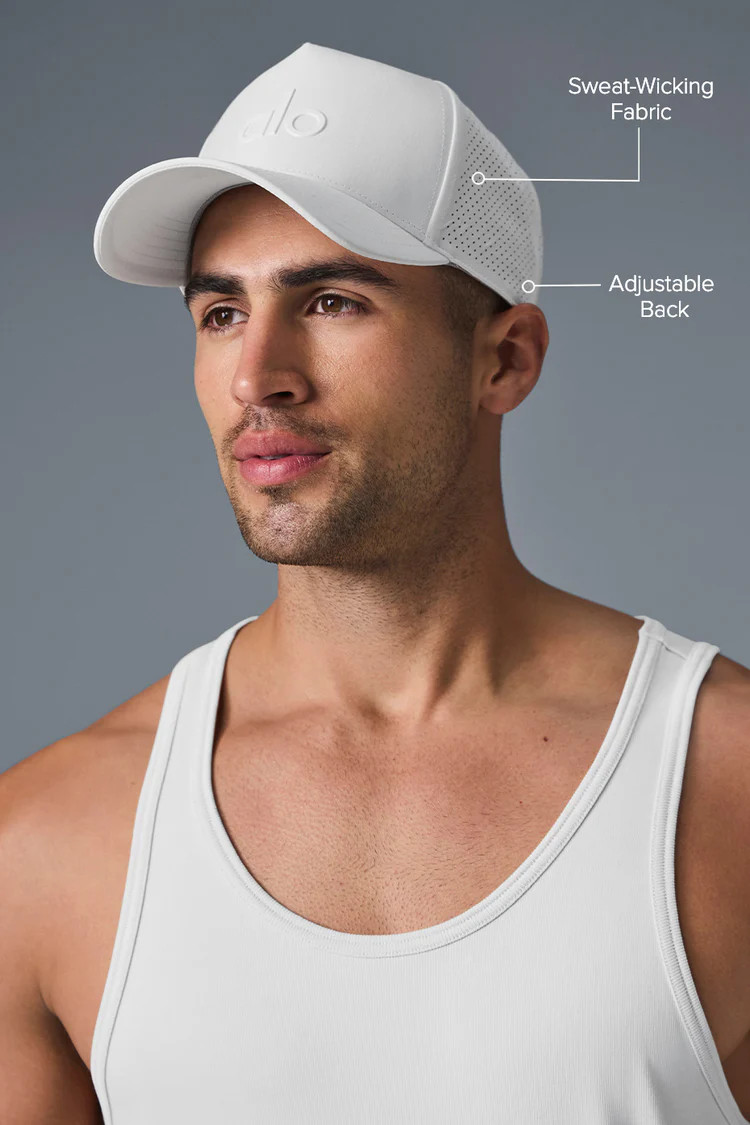 Performance District Trucker Hat - White | Alo Yoga (US)