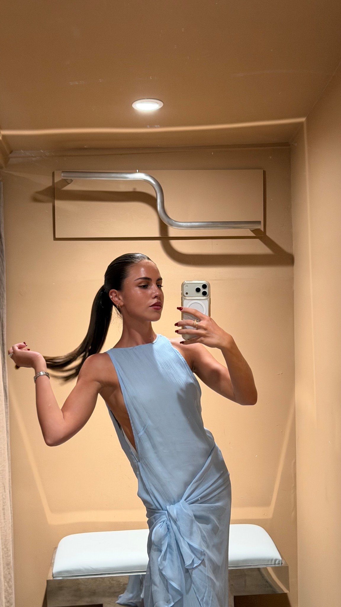 Wearing a size small

#LTKsummer #LTKaustralia #LTKdatenight