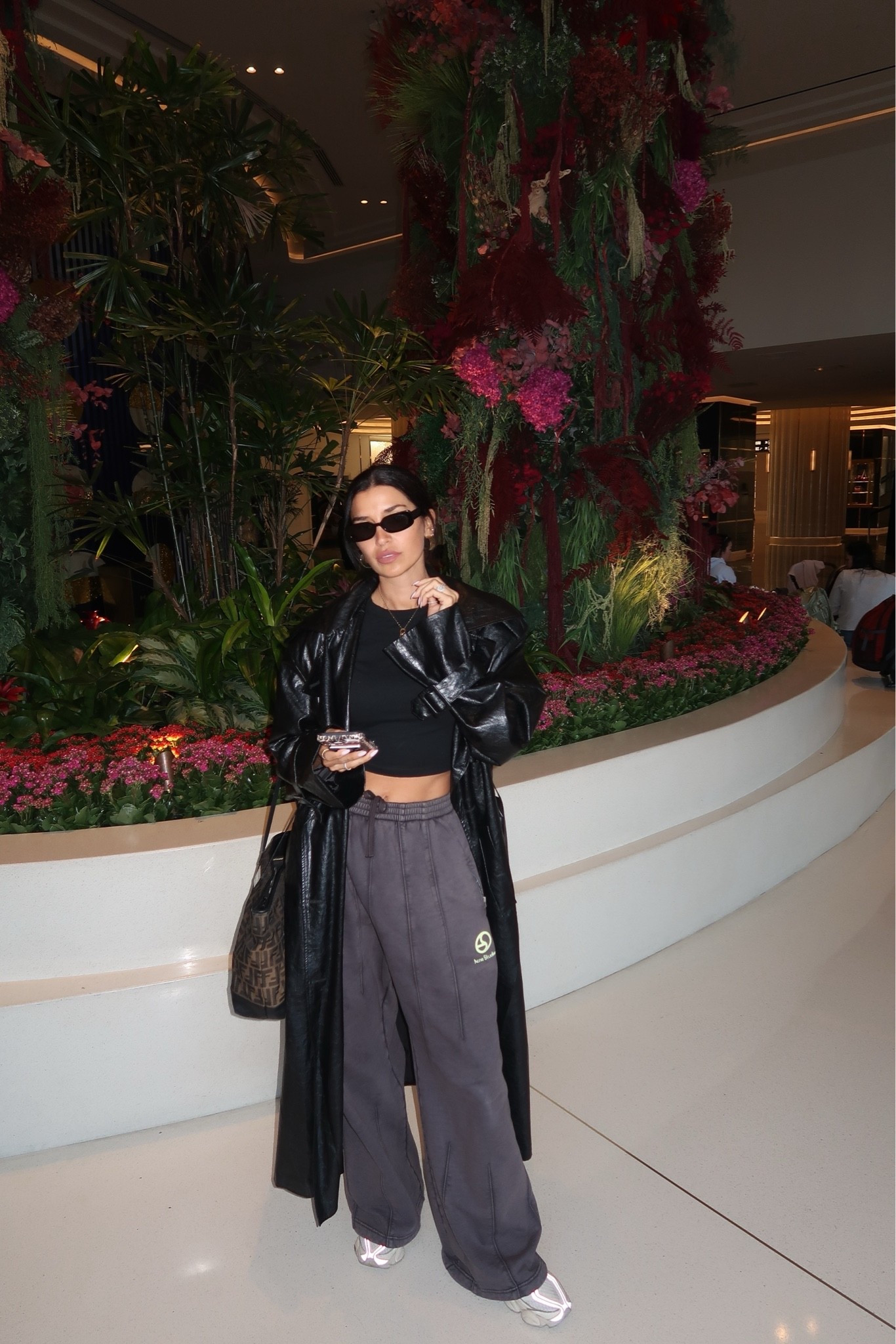 @thegirlsonhulu look from the show 🤍🪩 @Revolve sweats, @newbalance sneakers and linking a similar trench!

#LTKootd #LTKSeasonal #LTKfitnessgoals