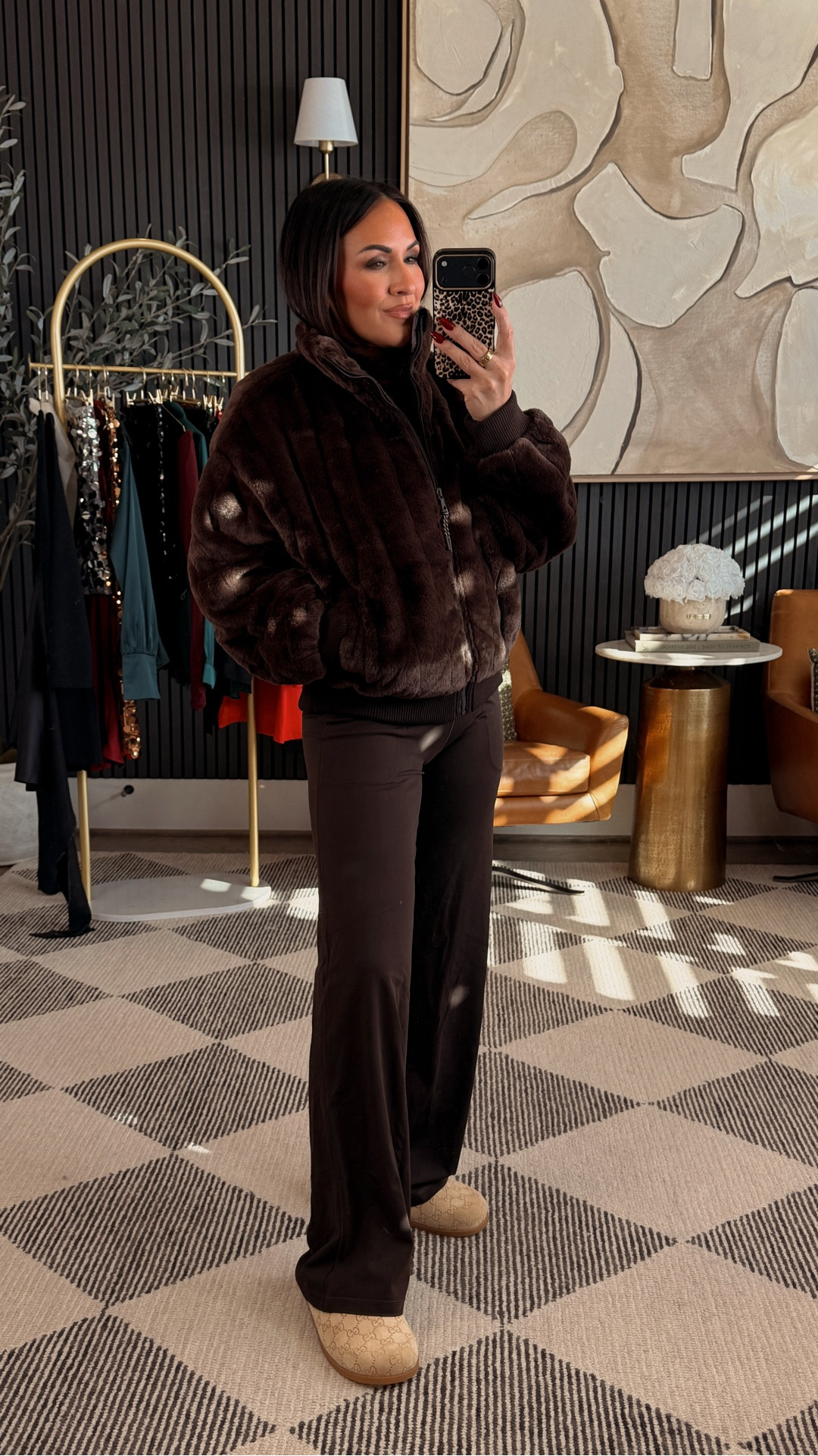 This jacket is giving luxe cozy in the best way 🤎✨

Another @Aerie win — warm, soft, and so easy to throw over anything.

5’2” • 130 lbs • 25” waist • 34DD
Wearing Small in the jacket

#aerie #aeriereal #aeriepartner #ad #affiliate #WinterStyle #CozyLayers #PetiteFashion #WomenOver40Style #NeutralOutfits
