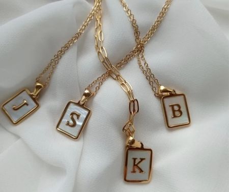 Bridesmaid Letter Necklace Set of 6 from Leporta

18K Gold Initial Necklace | 6 pcs Personalized Gift Set for Bridesmaid | Bridesmaid Gift | Wedding Gift | Gift for Bridal Party



#LTKstyletip #LTKGiftGuide #LTKwedding