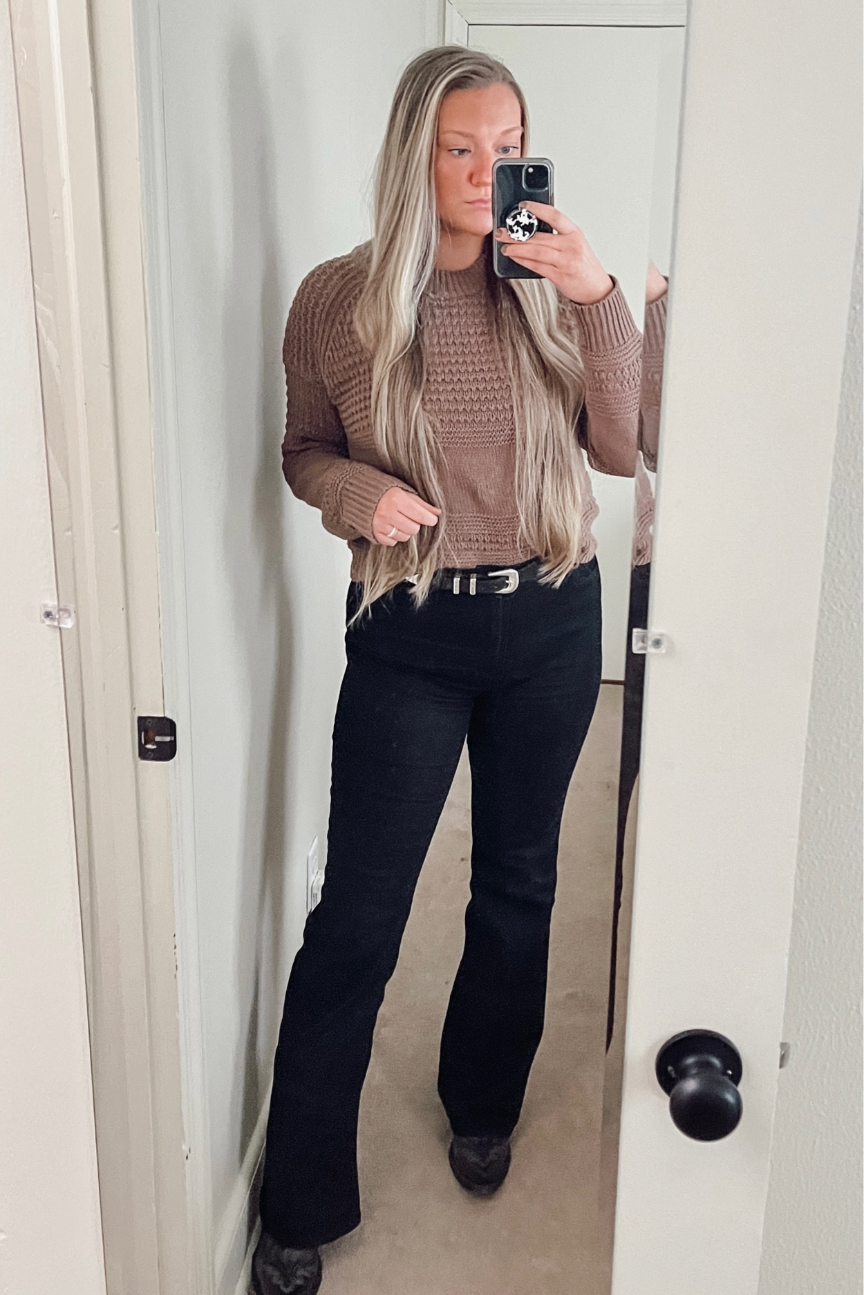 Size 10 long old navy jeans

10 boots