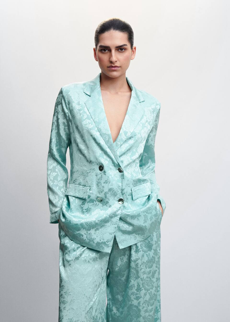 Search: Satin blazer (51) | Mango United Kingdom | MANGO (UK)