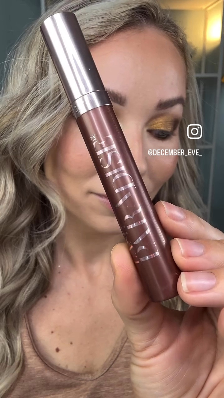 I love me a good brown mascara for a summer season☀️ and I picked up a new fresh tube of  @lorealparis Lash Paradise in latte brown from my local @walmart . 

I have used this formula so many times over and over in my life that I decided to go back to it because it’s just such a staple volumizing and lengthening formula that is so solid in its performance, and this brown color did not disappoint🤎

#notsponsored #brownmascara #mascara #mascaraapplication #loréal #lashparadise

#LTKBeauty