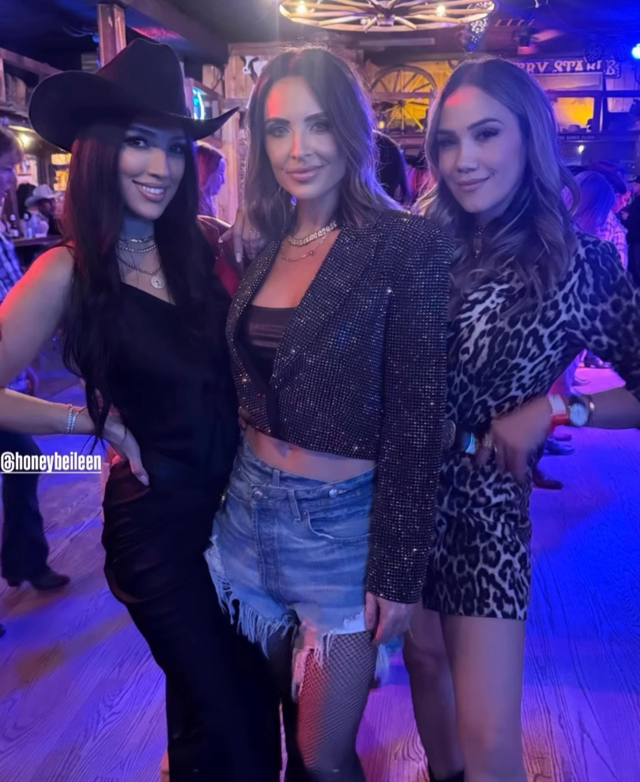 When the invite says “western,” but you show up glammed up and ready to two-step. ✨ Had the best time celebrating my friend’s 50th western styled different ways. Western but GLAM  #LTKstyle #westernvibes #birthdayglam
