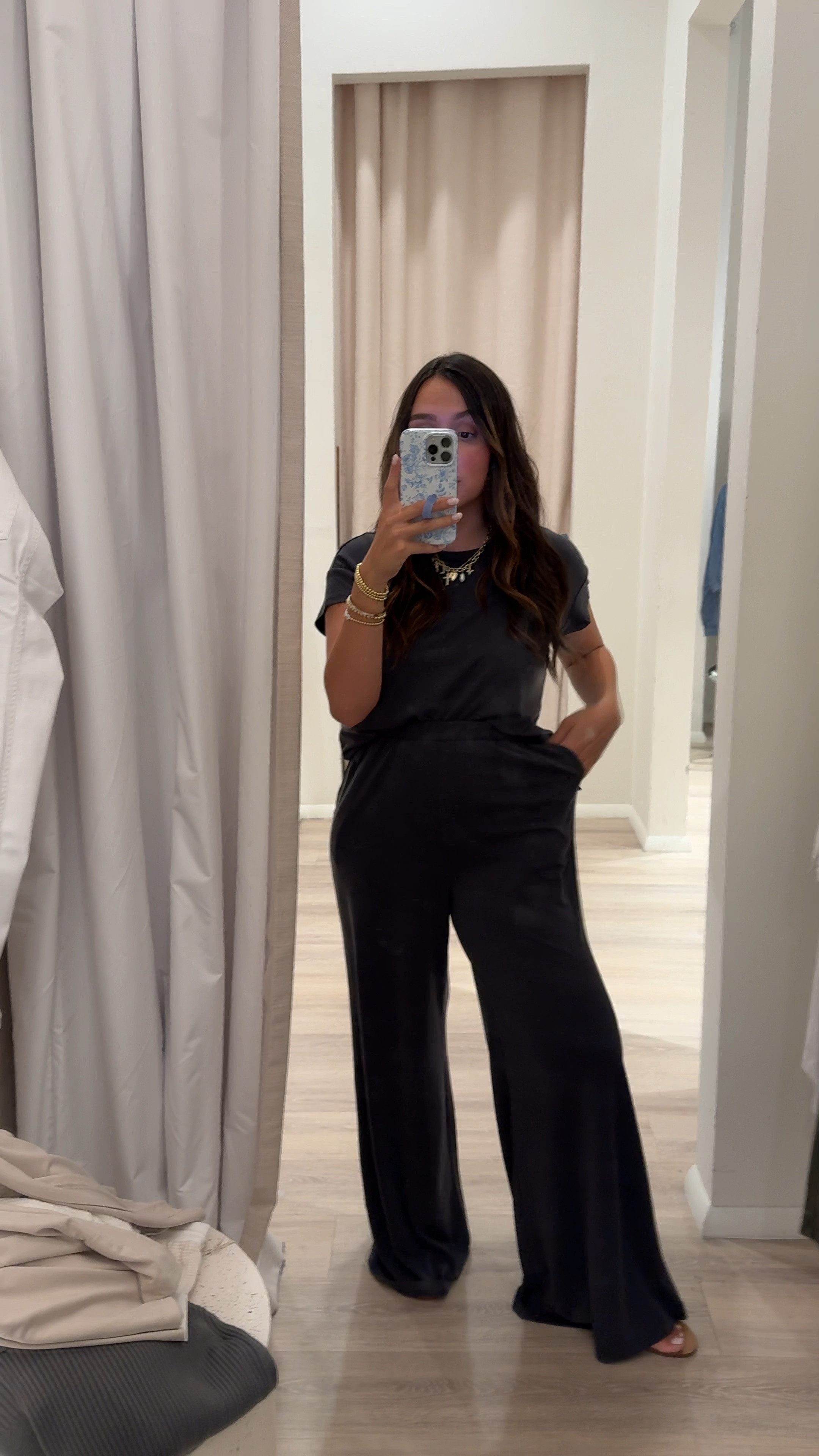 The cutest comfiest set! Code LAUREN20 to save! 