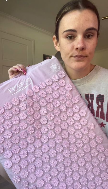 Shakti acupressure mat unboxing and review!! I feel like this could also be a great gift for the person in your life who is super into fitness and wellness

#LTKfitness #LTKVideo #LTKGiftGuide