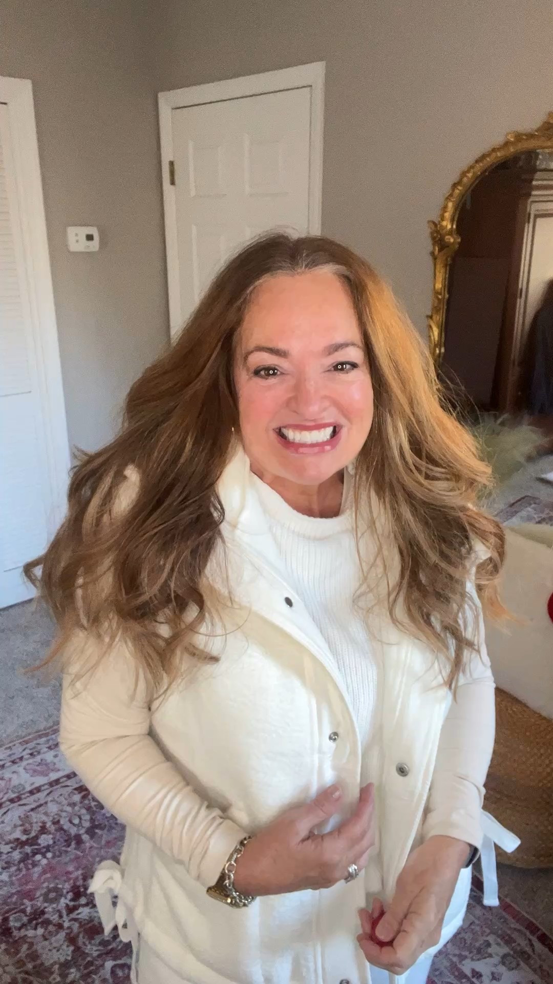 Working out? You need comfortable layers with great features. Adjustable straps, hood and side pockets! Perfect for athletic endeavors or walking the dog. 

#LTKdayinmylife #LTKGiftGuide #LTKfitnessgoals