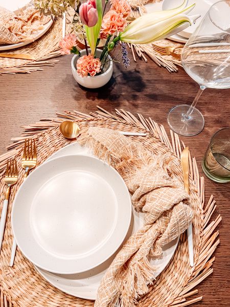 Can’t go wrong with a fun boho place setting for Thanksgiving. One of my favorite tablescape looks #thanksgiving #tablescape #placesetting

#LTKHoliday #LTKhome #LTKsalealert