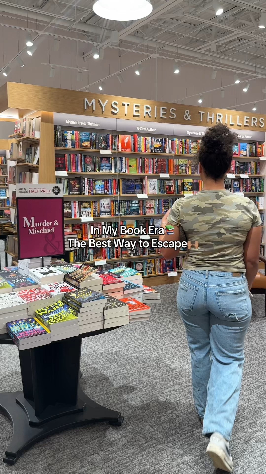 The new Barnes & Nobles was sooo cute🙌🏽 I love a good book store📚 #simplymadisynn #momlife #bookstore #momswithaplottwist #dayinthelife #dallasblogger 

#LTKHome #LTKFindsUnder50 #LTKTravel