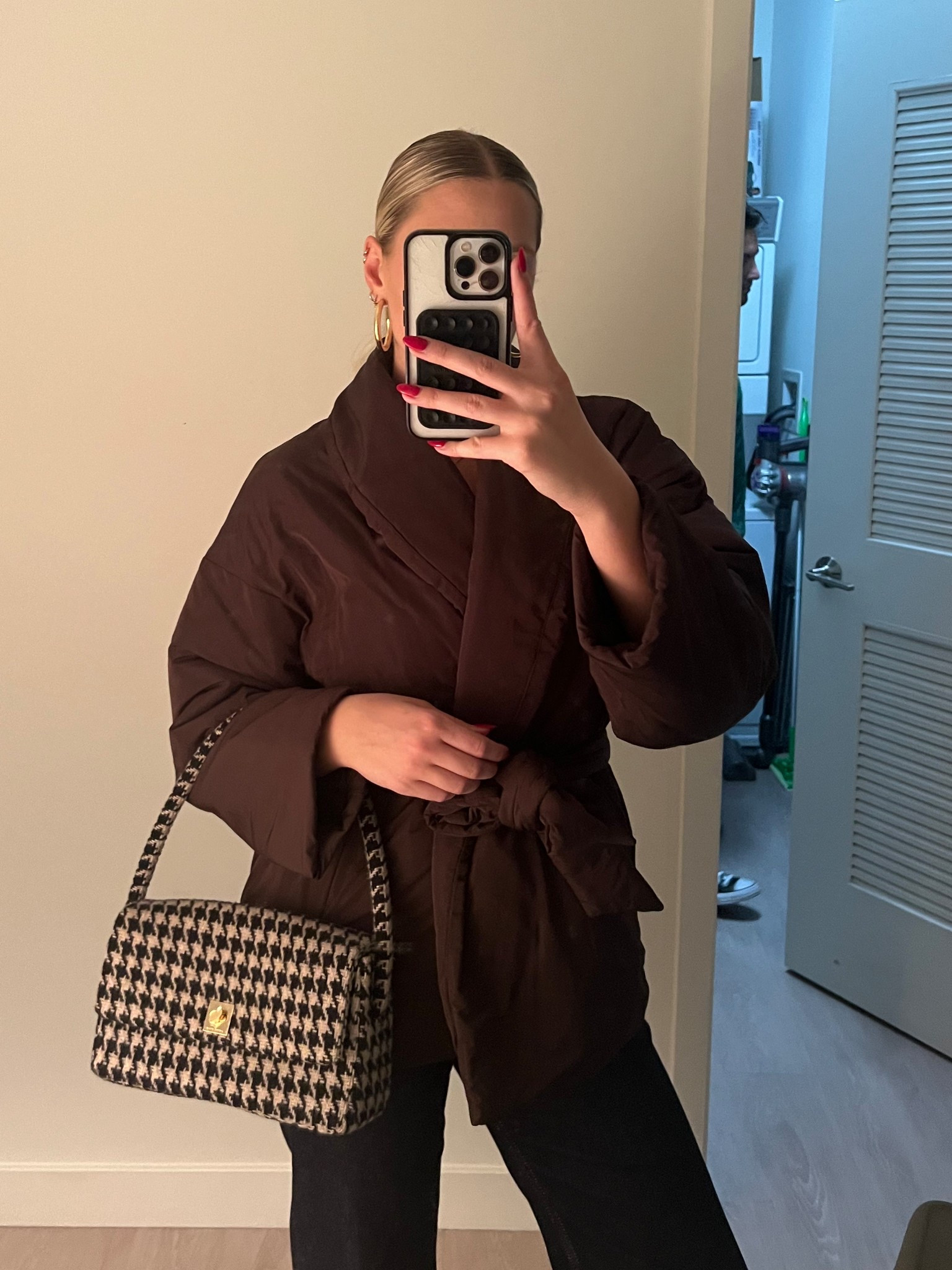 A brown wrap top? Say lesssss🤎🐻

#LTKSeasonal #LTKWorkwear