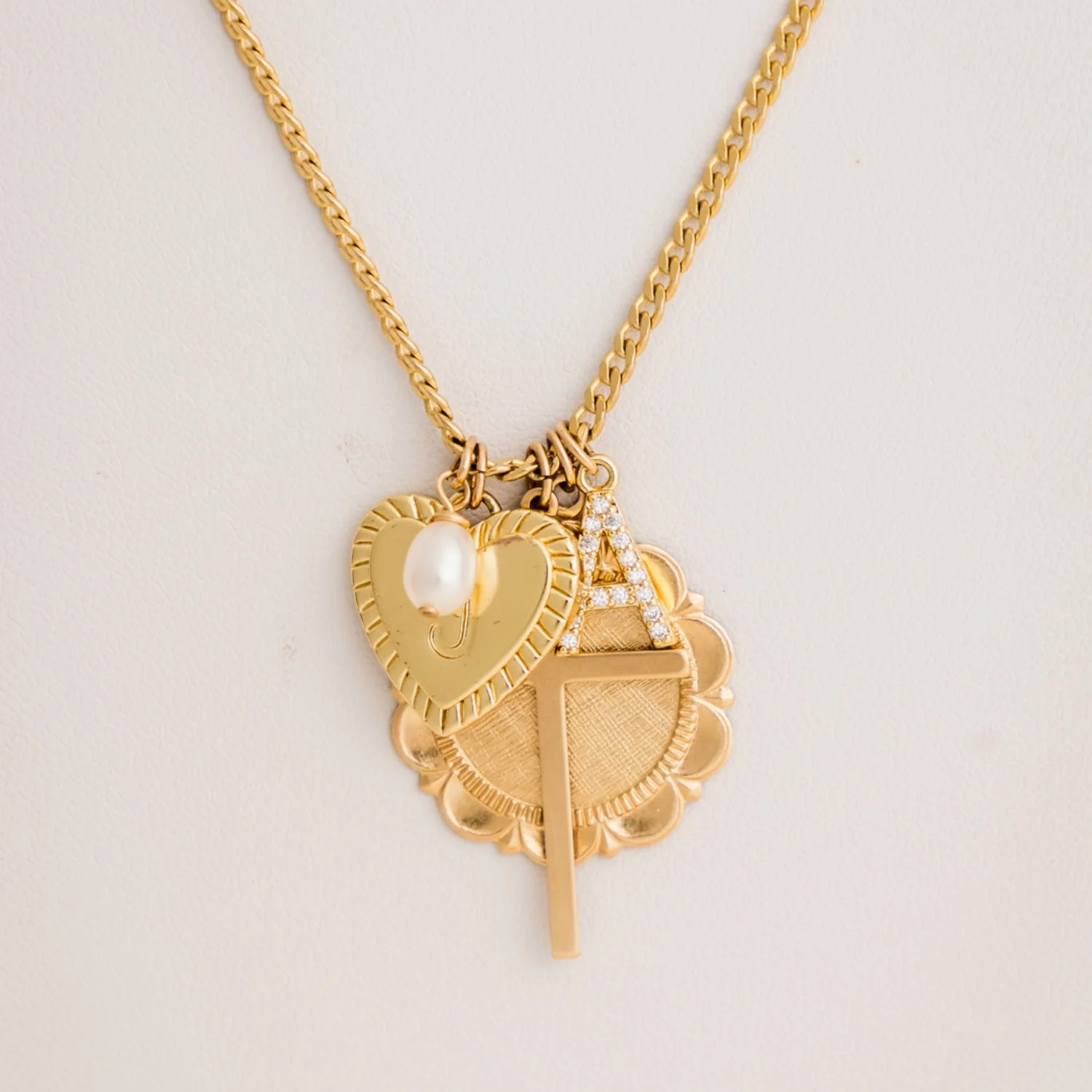 Golden Keepsake Necklace | Taudrey