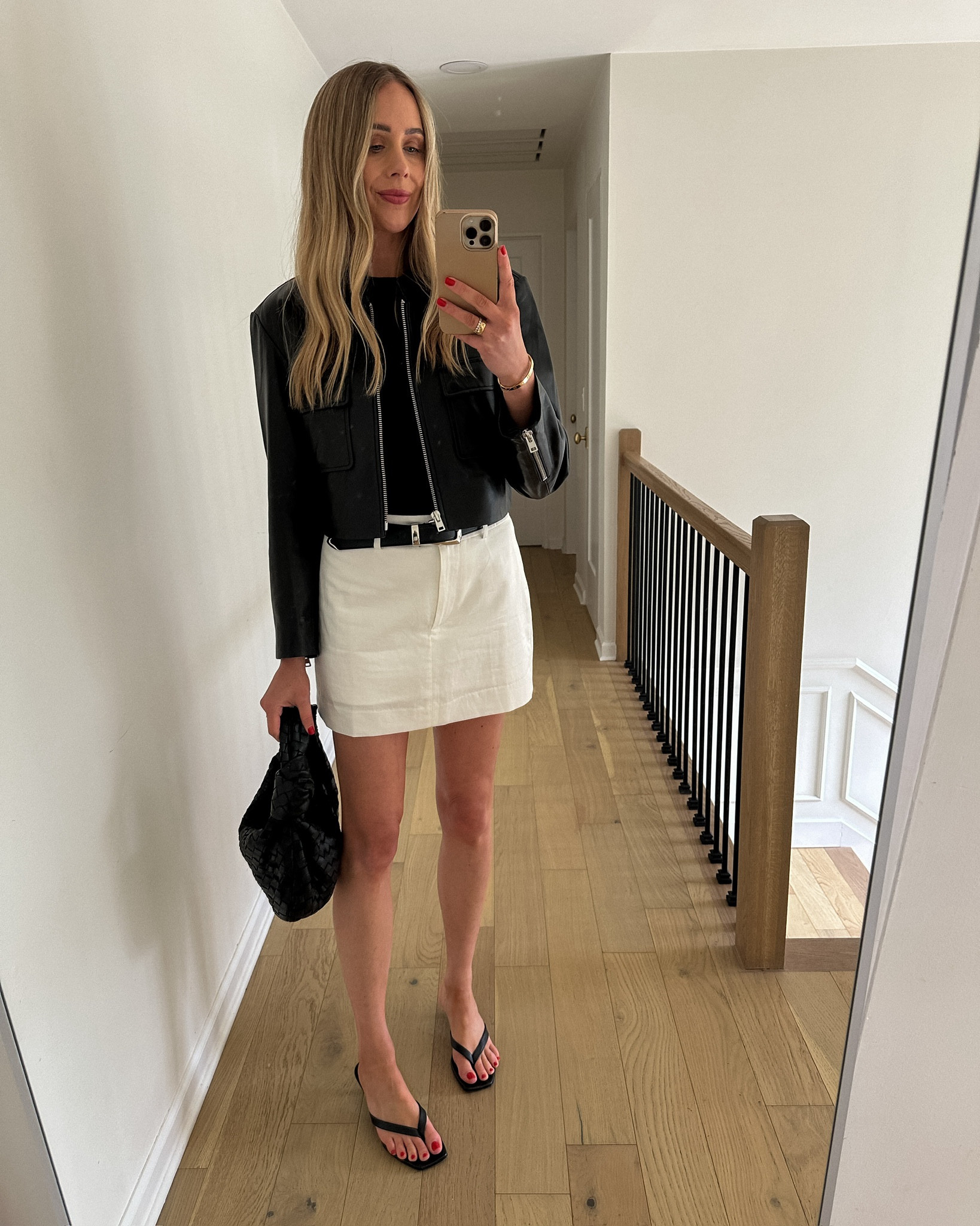 2024 Spring Capsule Wardrobe #springfashion #capsulewardrobe #springoutfit #springcapsule #whiteskirt #miniskirt #springsweater #blackleatherjacket #datenight #fashionjackson

#LTKstyletip #LTKover40 #LTKSeasonal