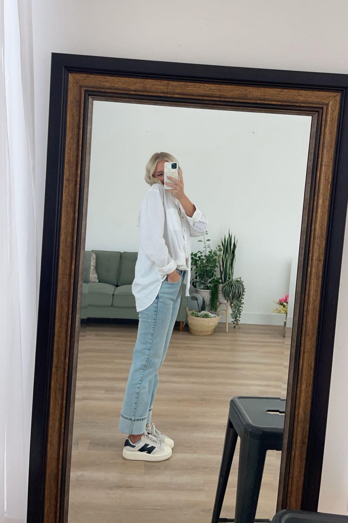 Wearing small top, size 25 jeans, 7.5 shoes! 

Portraits, pic inspo, basic outfit, white shirt, blue jeans, new balance. 

#LTKSeasonal #LTKWorkwear #LTKStyleTip