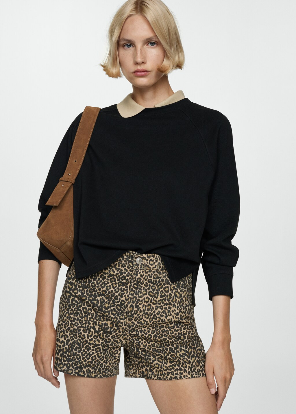 Leopard-print straight shorts | MANGO (UK)